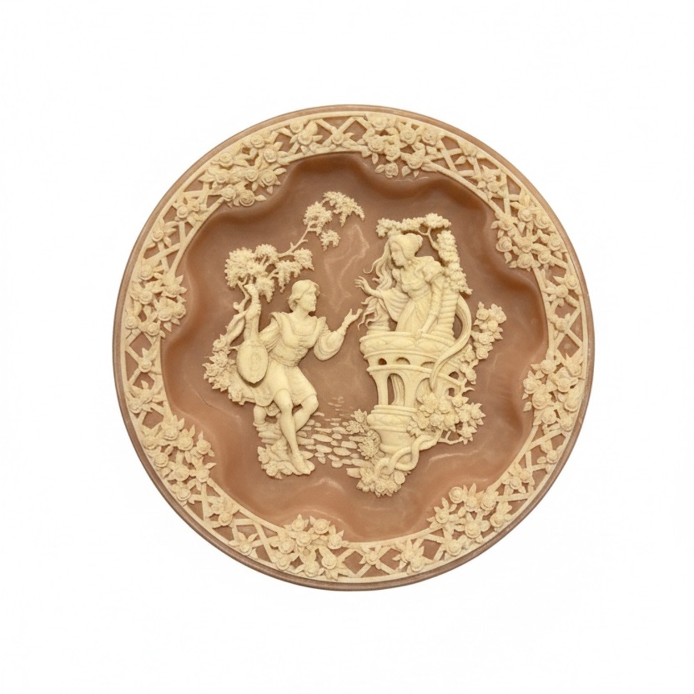 1988 Limited Edition 'Romeo & Juliet' Collectible Plate #1768B Pink & White